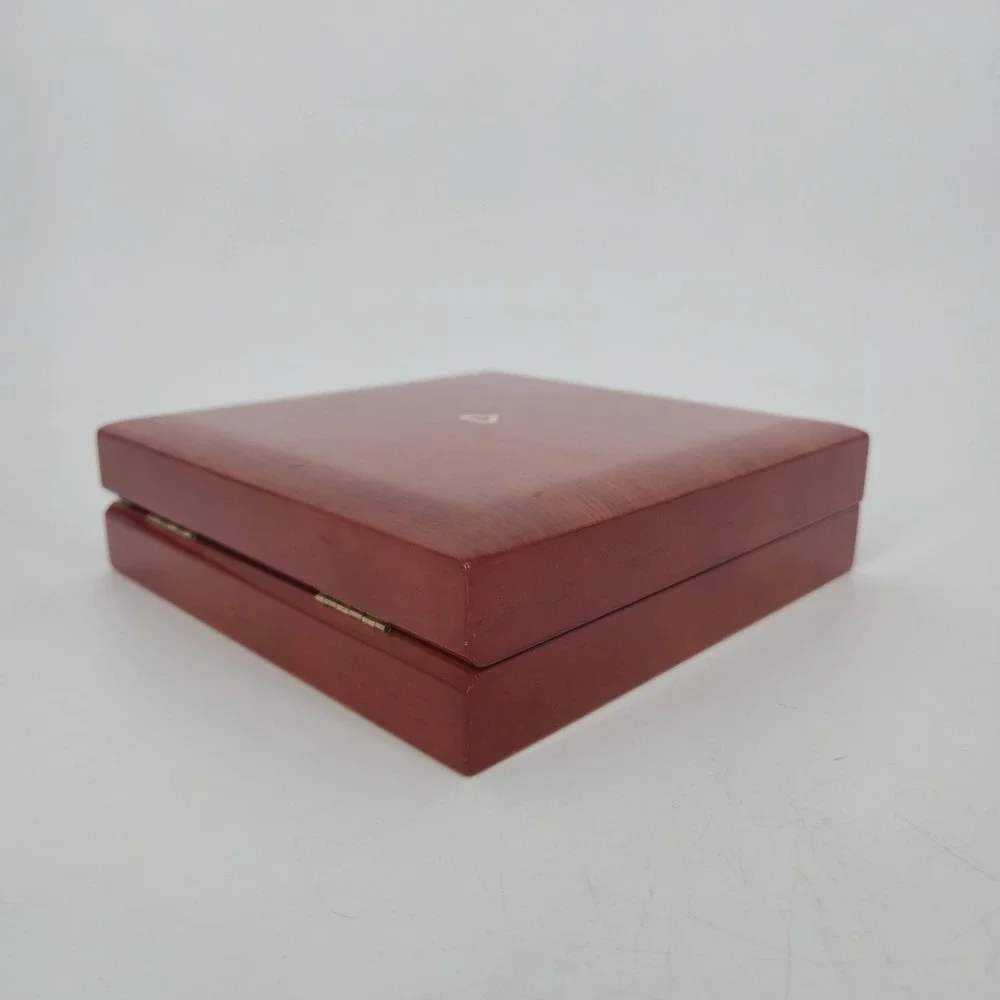 Gemporia Coloured Rocks 50 Ring Display Jewelry Box Wood Lidded Stacker Tray COA